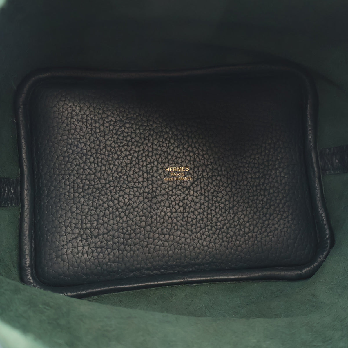 Pre-Owned Hermès Picotin Lock 25 Vert Cyprès Clemence Leather, open interior with lining