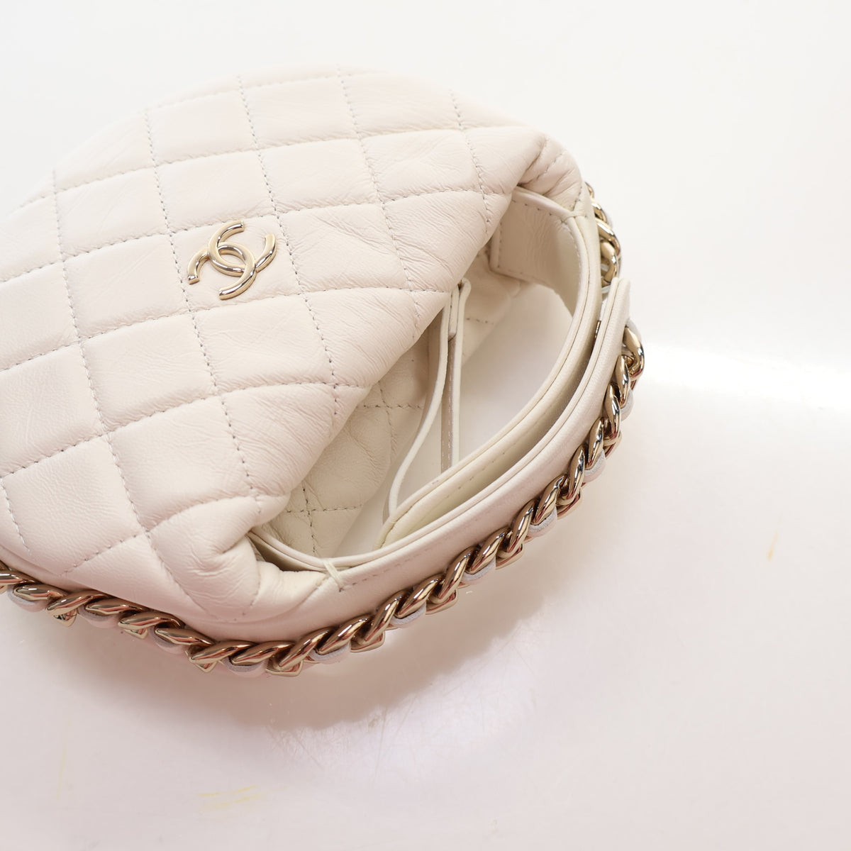 Pre-Owned Chanel Hobo Small Lambskin Chain Around Pouch Bag, strap and chain detail, photo 10 of 17