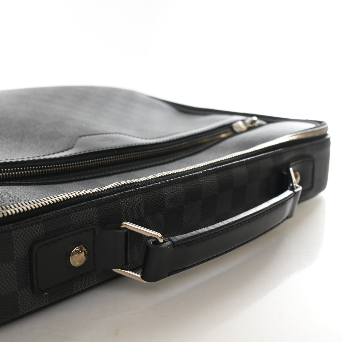 Louis Vuitton Damier Graphite Steeve Messenger Bag, photo 9 of 16