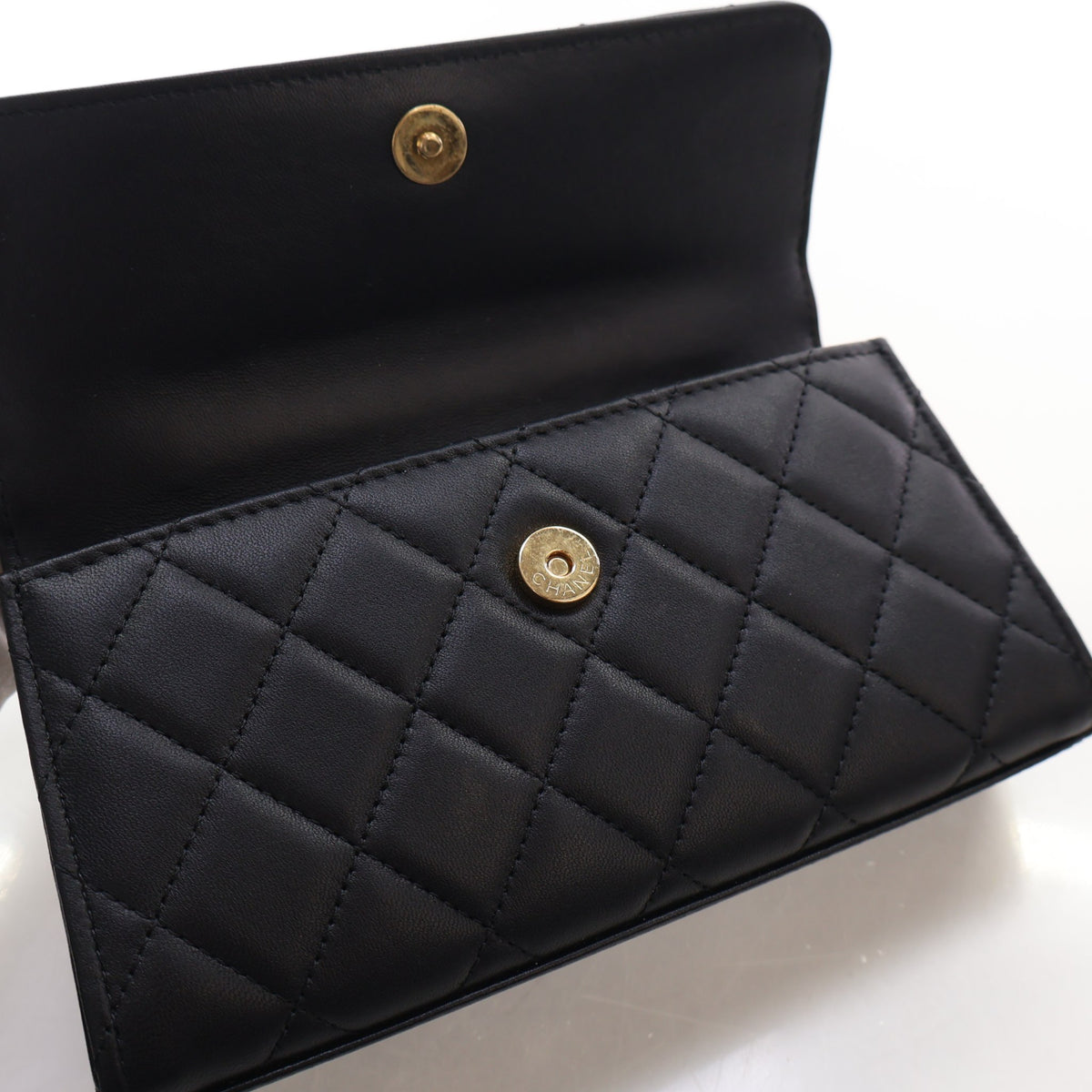 Chanel Lambskin Top Handle Phone Holder With Chain, photo 13 of 20