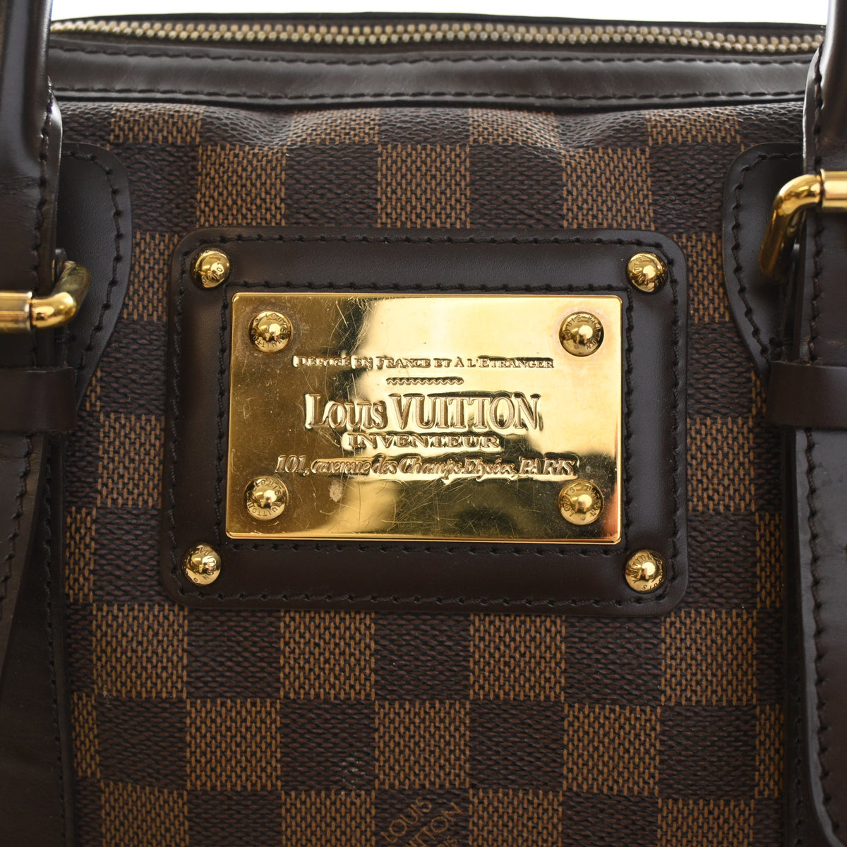 Vintage Louis Vuitton Damier Ebene Berkeley, gold hardware close-up
