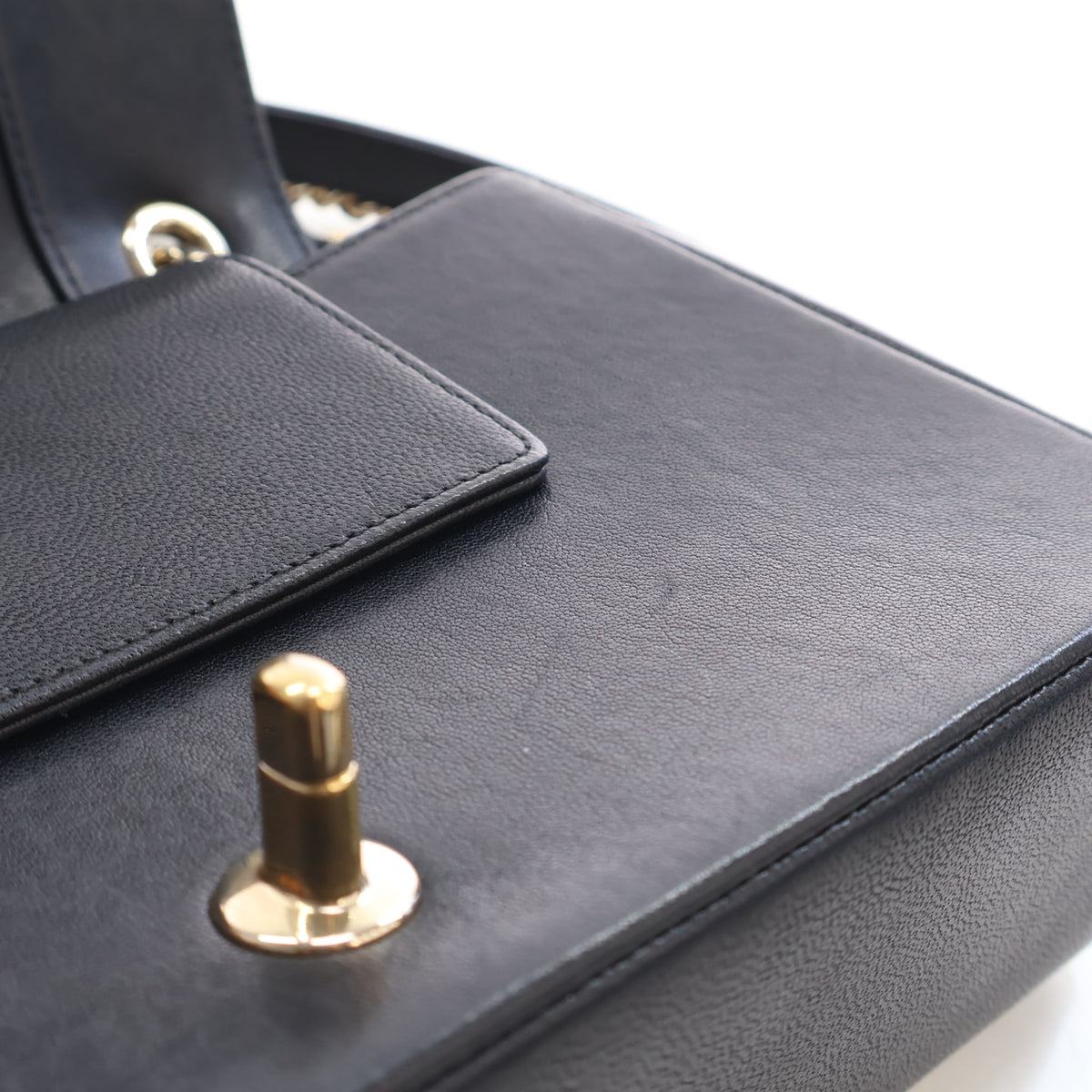 Vintage Chanel Flap Bag Medium Sheepskin Mademoiselle, gold hardware