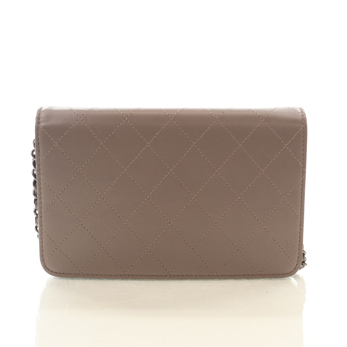 Pre-Owned Chanel Wallet On Chain Calfskin WOC, back view