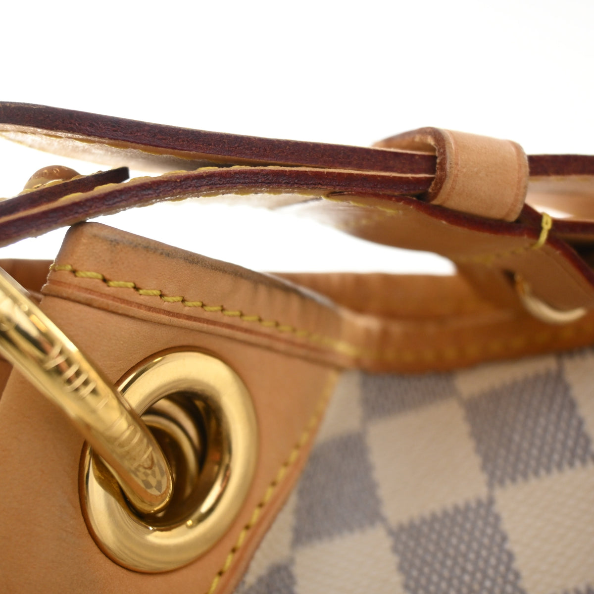 Vintage Louis Vuitton PM Damier Azur Galliera, corner and edge detail, photo 14 of 21