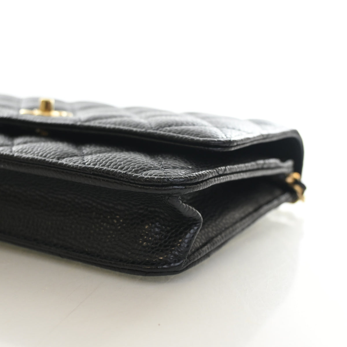 Pre-Owned Chanel Wallet On Chain Caviar Leather Turnlock WOC, side profile, photo 8 of 15
