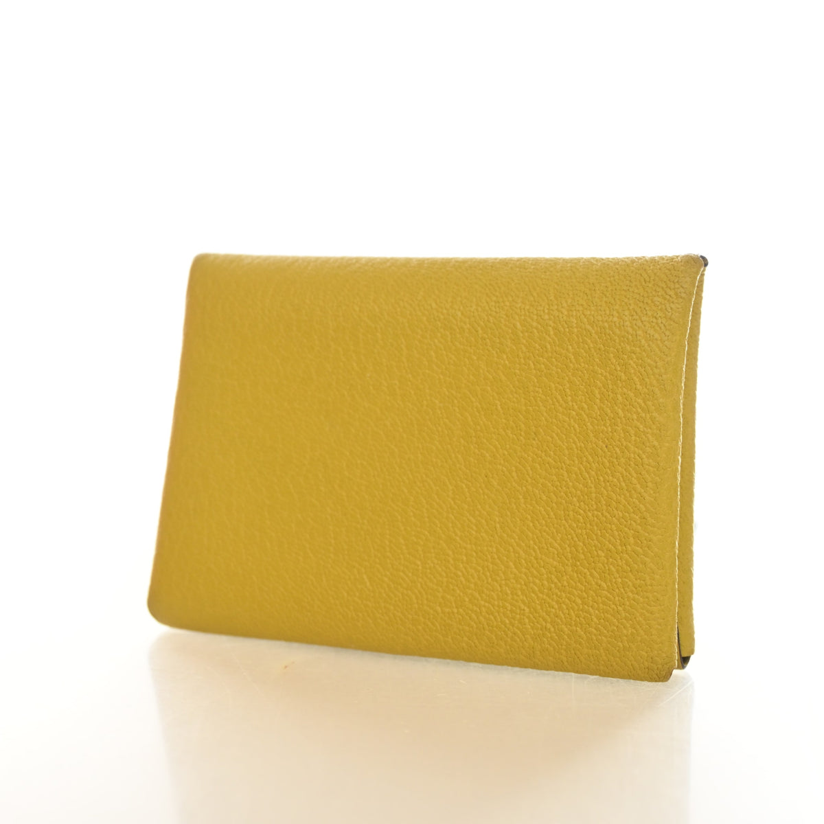 Pre-Owned Hermès Card Holder Jaune De Naples Calvi Duo, three-quarter view