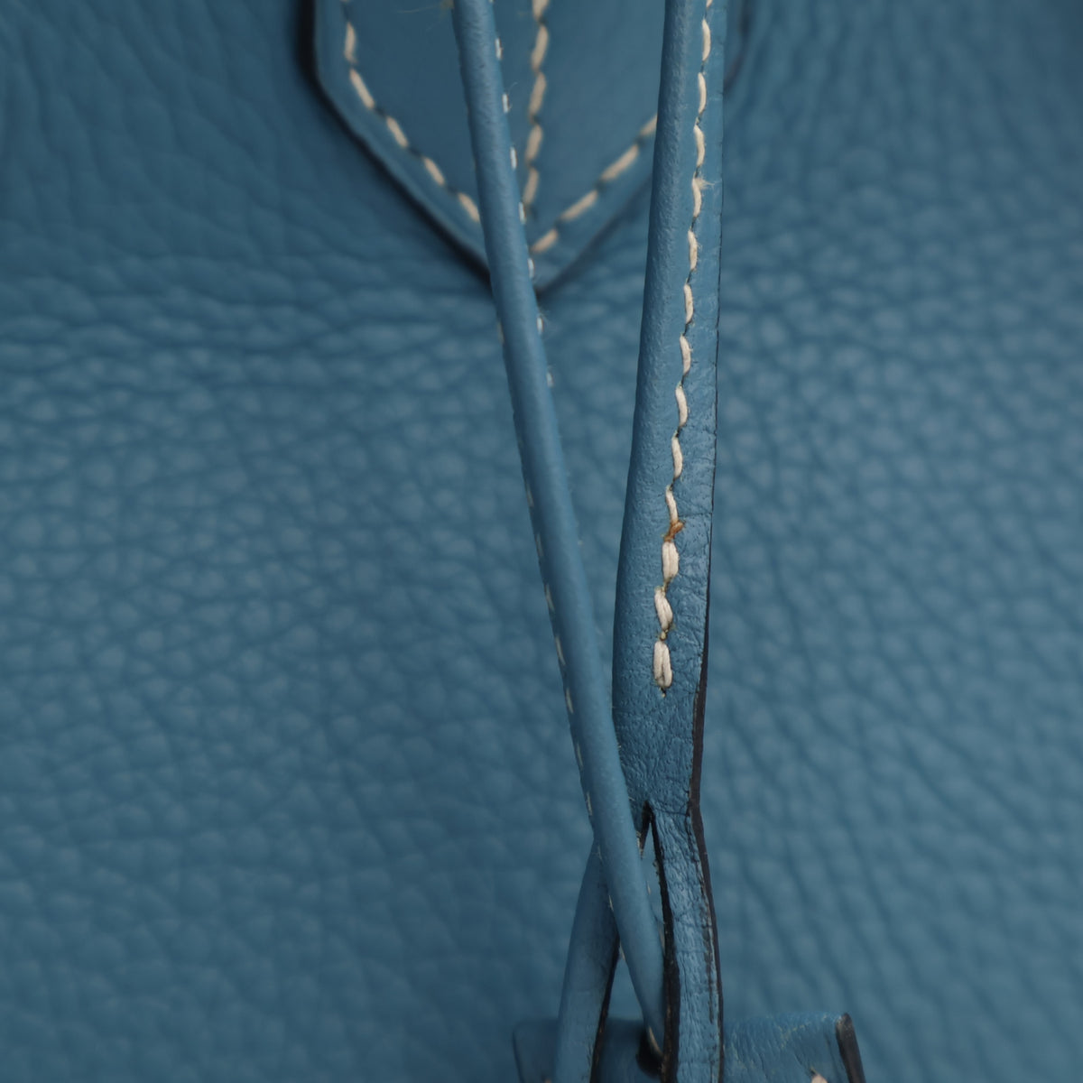 Pre-Owned Hermès Birkin 35 Blue Jean Togo Leather, detail view