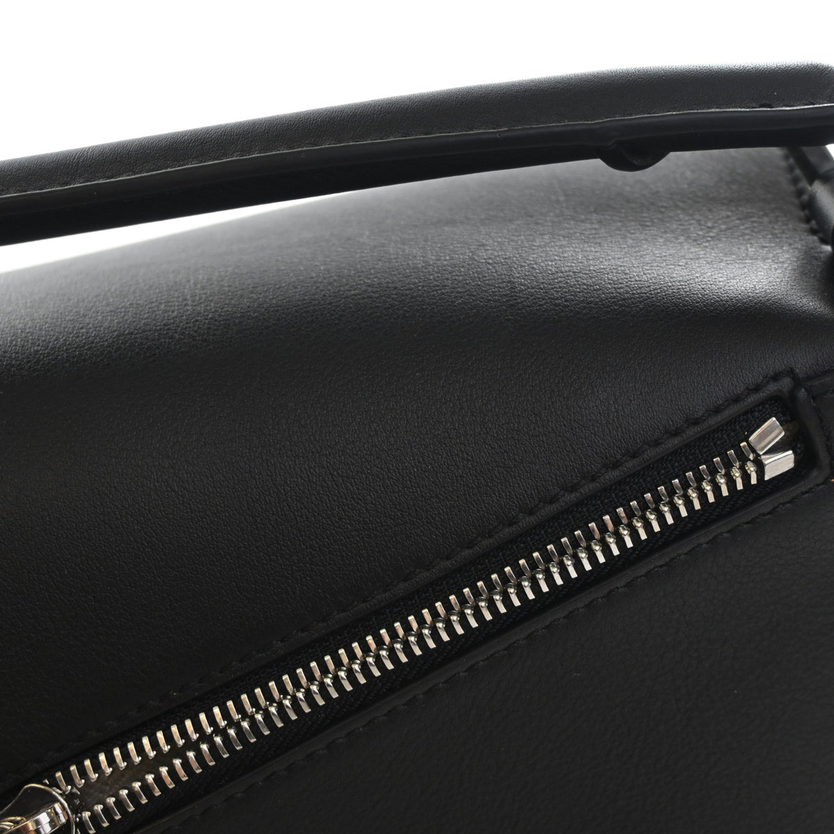 Pre-Owned Loewe Puzzle Small Edge, silver hardware close-up
