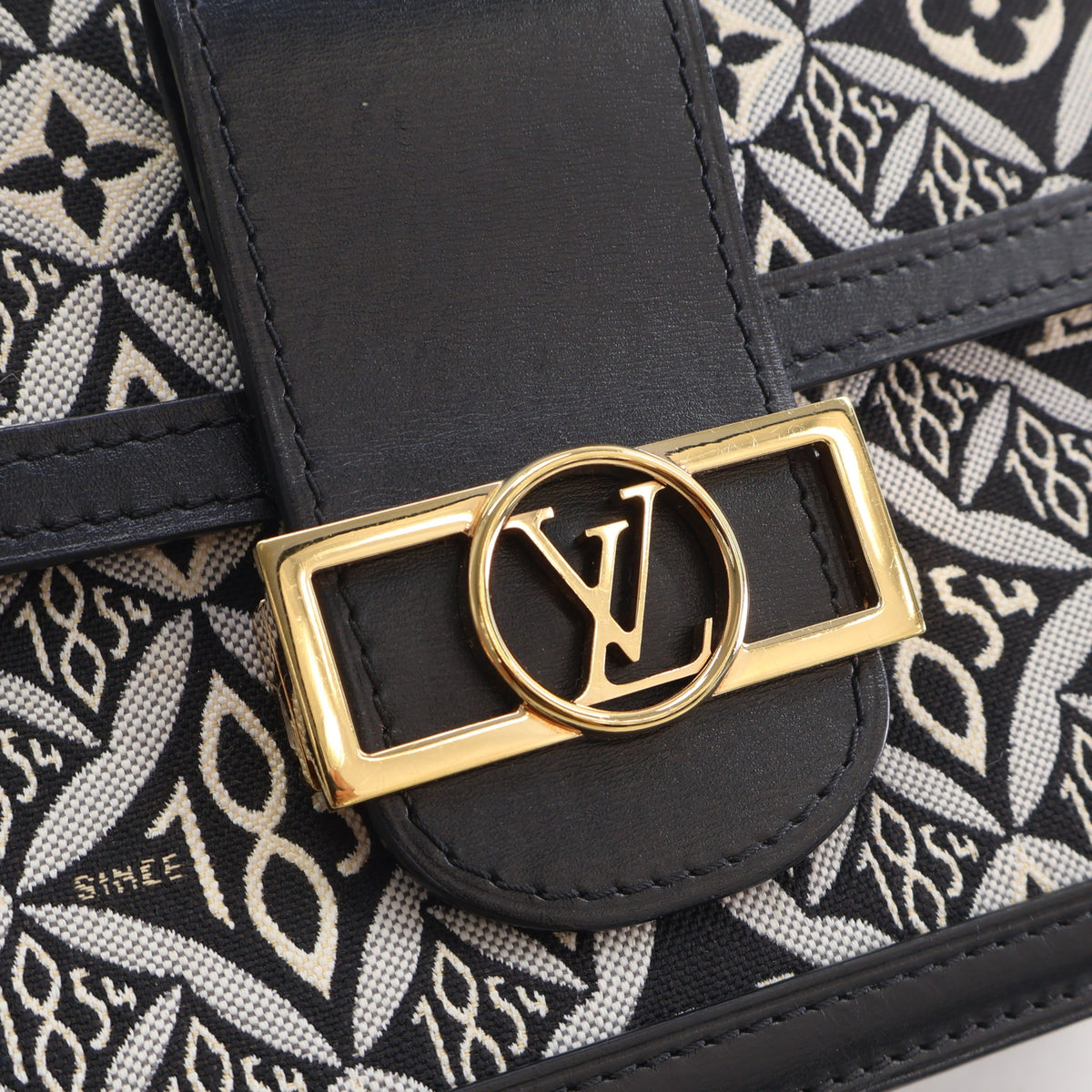 Pre-Owned Louis Vuitton Dauphine MM Monogram Jacquard, gold embossed logo detail