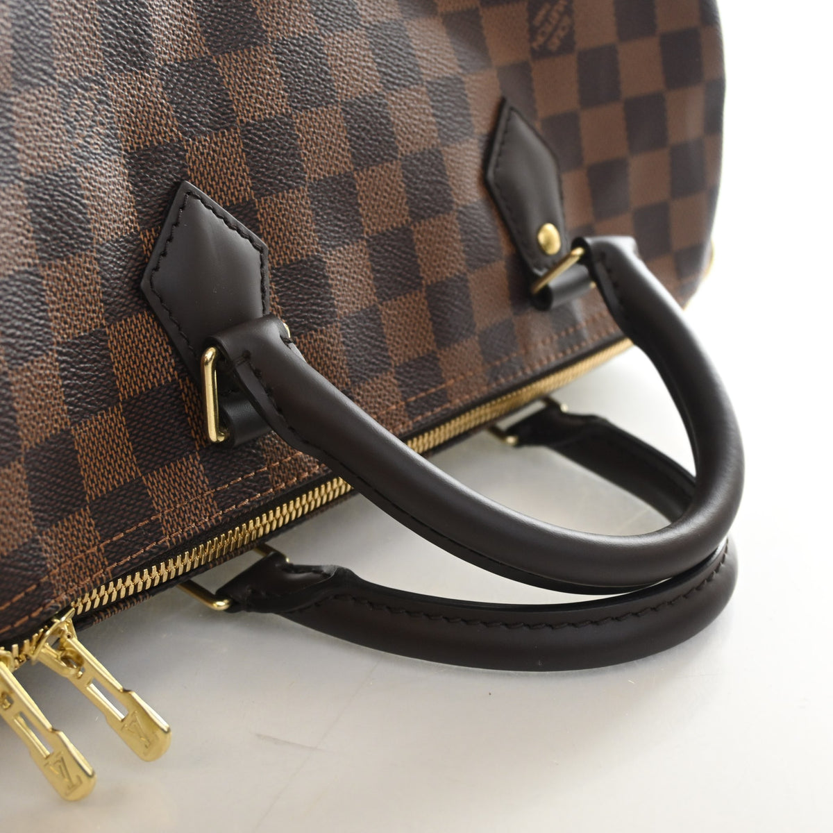 Pre-Owned Louis Vuitton Speedy Bandouliere 35 Damier Ebene, side profile, photo 9 of 13