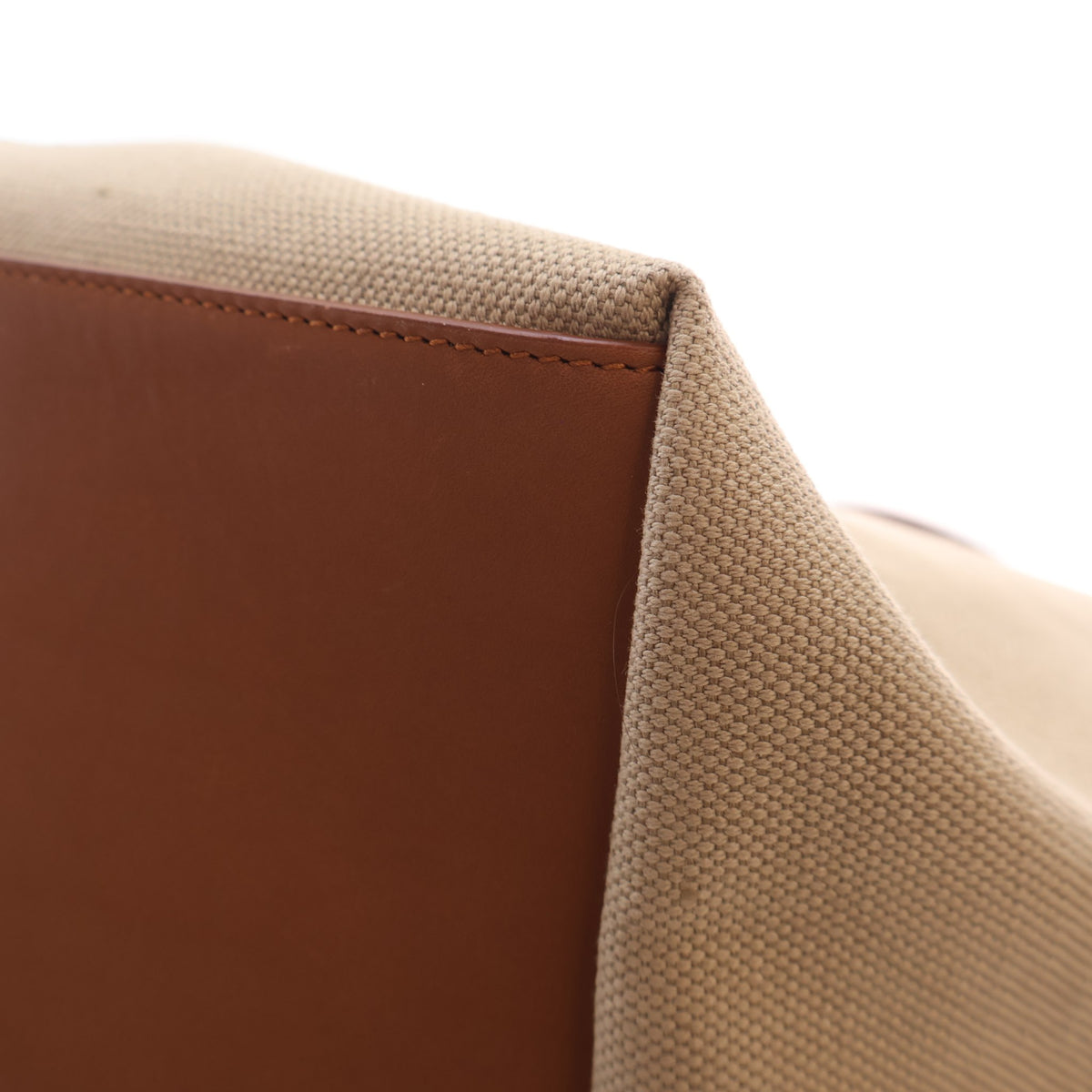 Pre-Owned Saint Laurent Tote Canvas Calfskin Y, corner detail