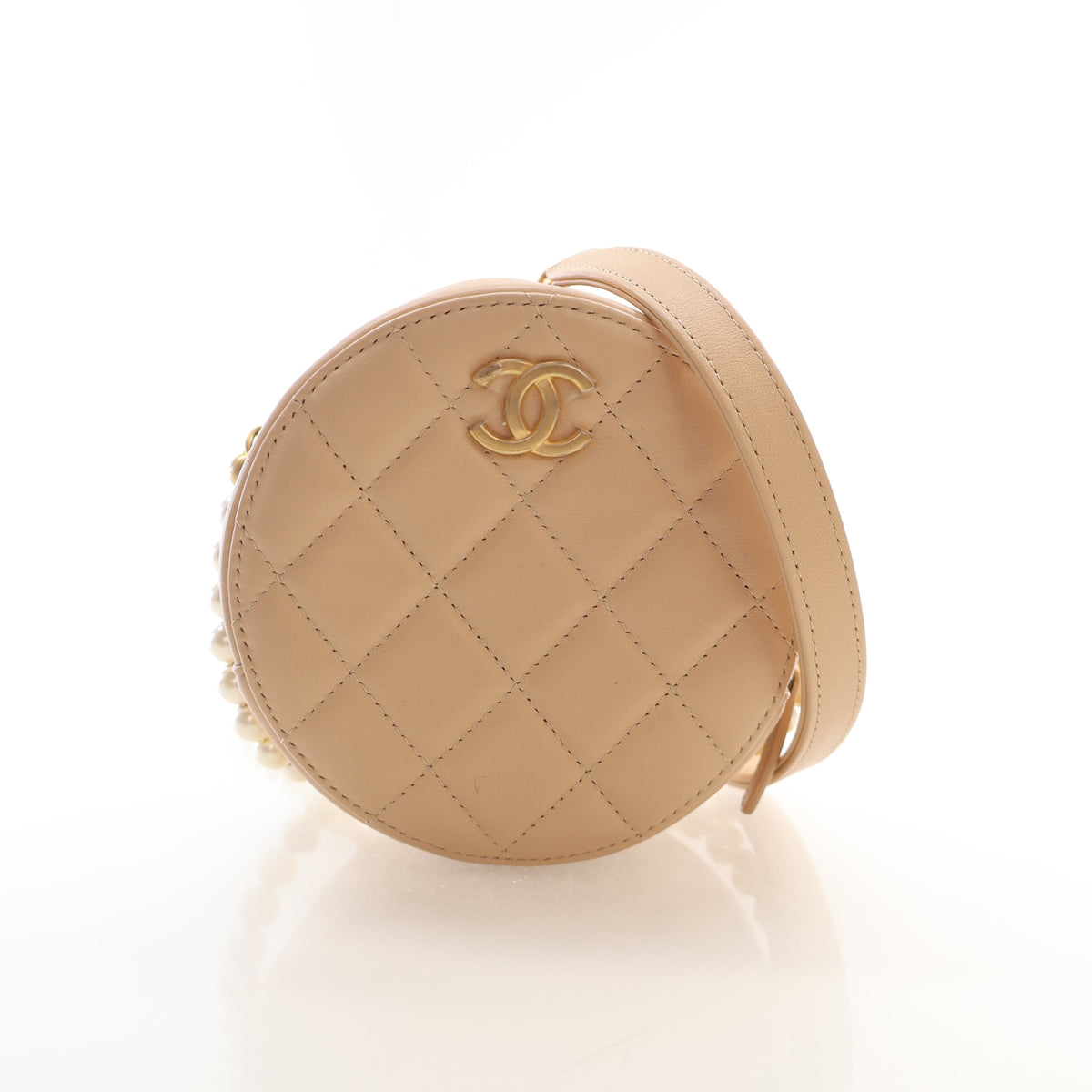 Pre-Owned Chanel Clutch Lambskin Pearl Chain Round, front view, authenticated at Luxe Du Jour