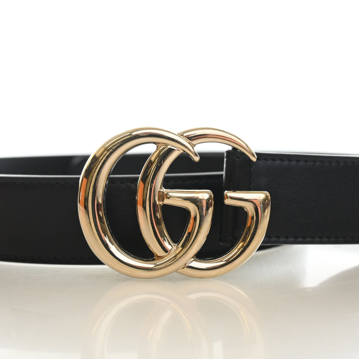 Pre-Owned Gucci Marmont Sz Calfskin GG Belt 85/34, gold hardware close-up