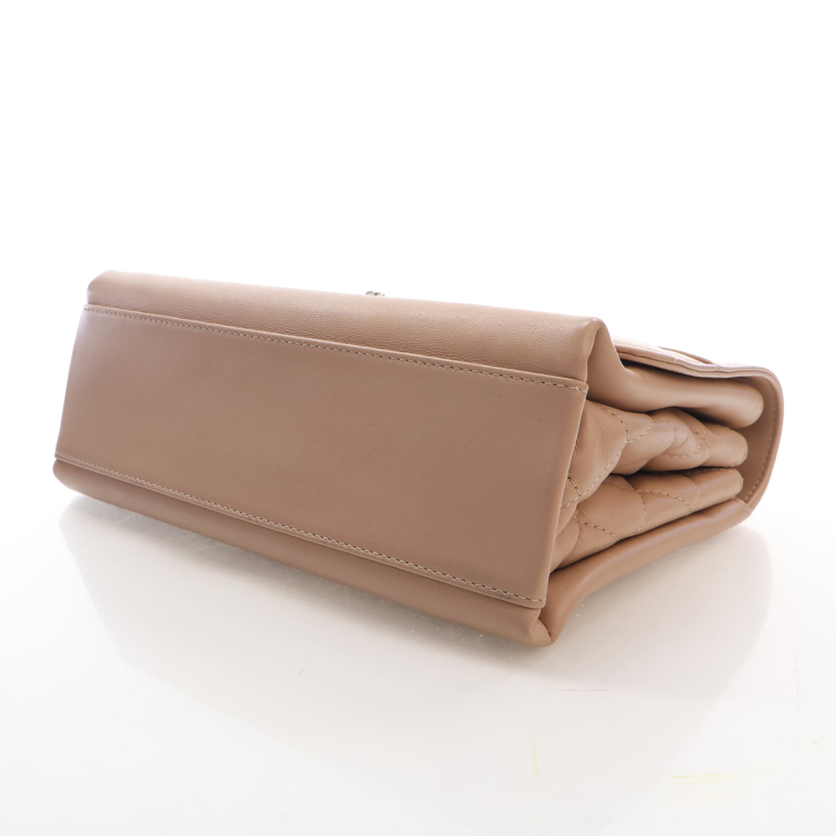 Pre-Owned Chanel Flap Bag Small Calfskin Tramezzo, side view