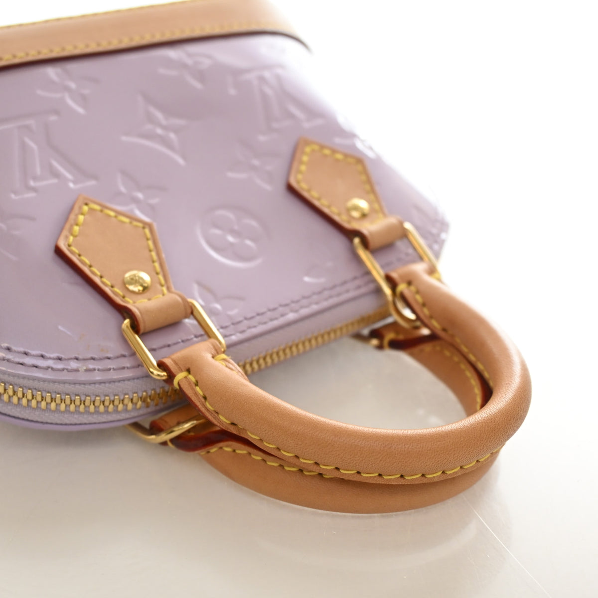 Pre-Owned Louis Vuitton Alma Nano Monogram Vernis, open front view