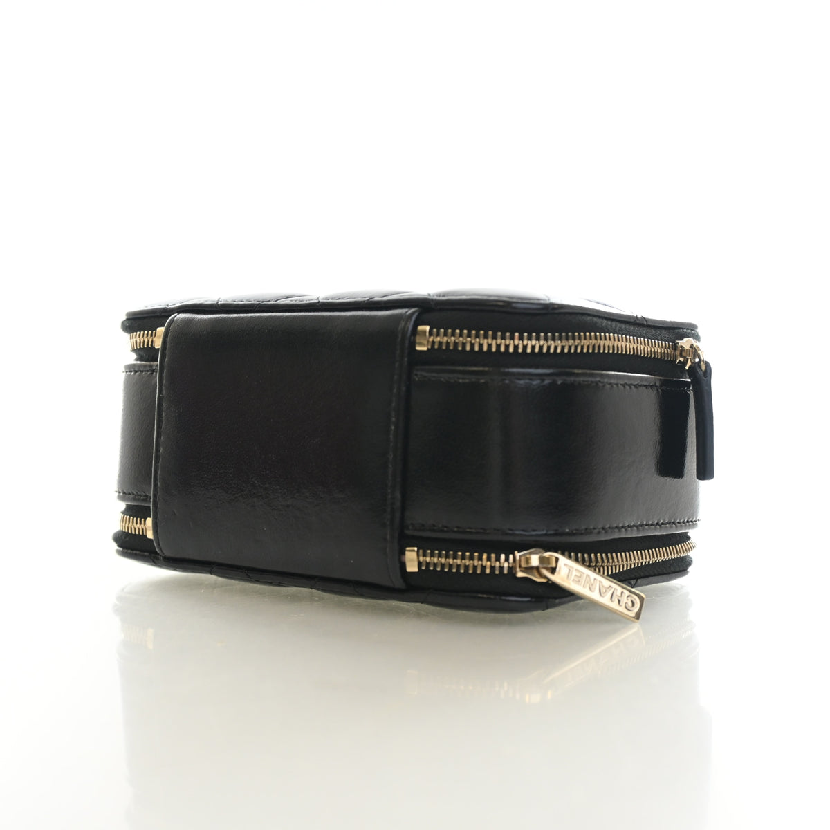 Pre-Owned Chanel Vanity Case Mini Glazed Calfskin Double Zip CC, base and feet view, photo 7 of 14