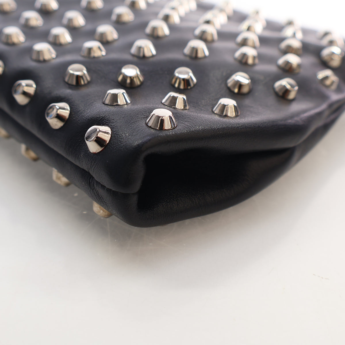 Pre-Owned Prada Clutch Calf Metal Studded Leather, corner detail