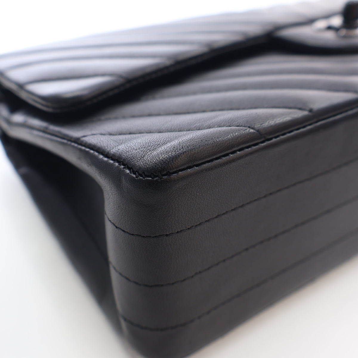 Chanel Medium Lambskin Chevron So Black Double Flap Bag, photo 6 of 17