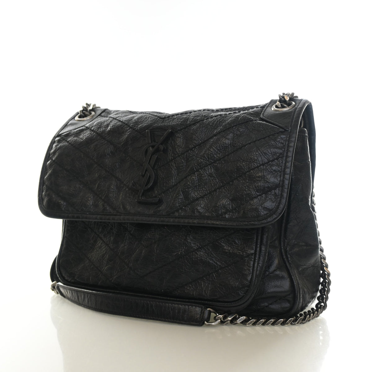 Pre-Owned Saint Laurent Shoulder Bag Medium Calfskin Niki, three-quarter view, photo 3 of 13