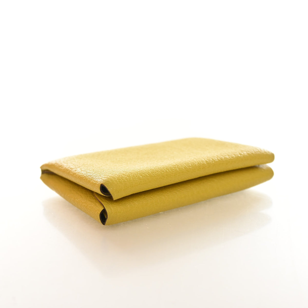 Pre-Owned Hermès Card Holder Jaune De Naples Calvi Duo, side profile