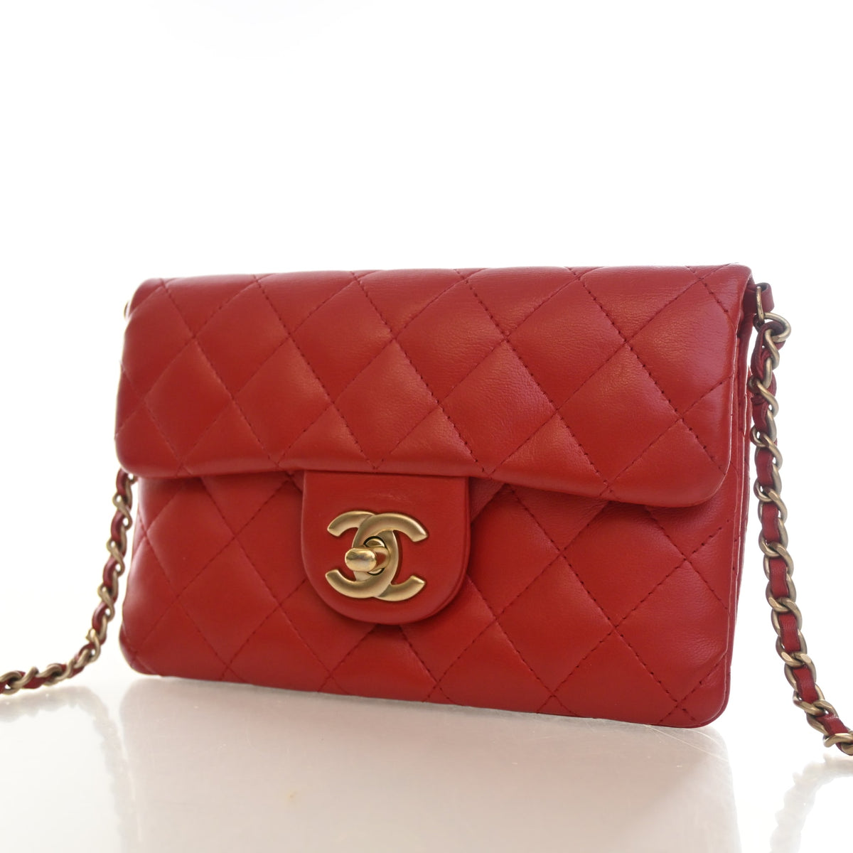 Chanel Lambskin Zip Flap Bag, photo 4 of 19