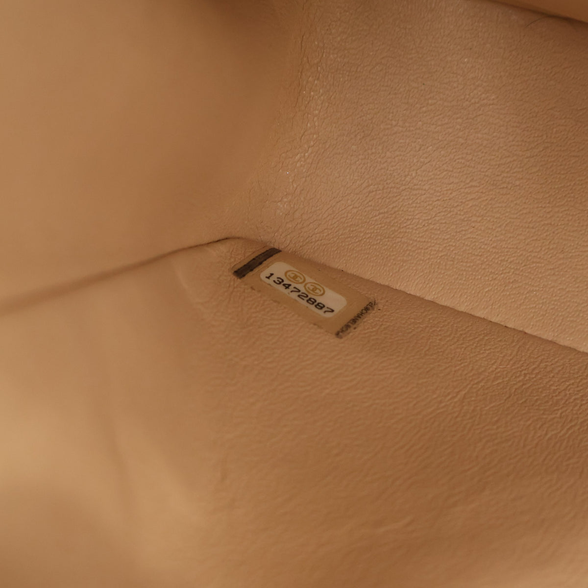 Pre-Owned Chanel Classic Double Flap Medium Caviar Leather Bag, open interior with lining, photo 19 of 20