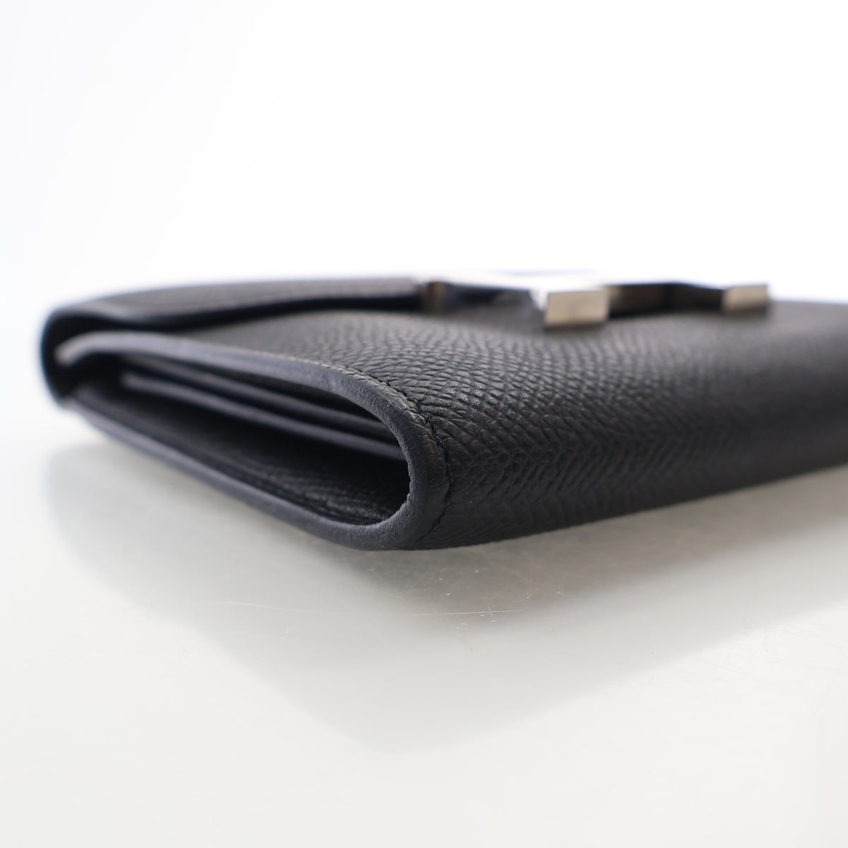 Pre-Owned Hermès Constance Noir Epsom Leather Slim Wallet, side view