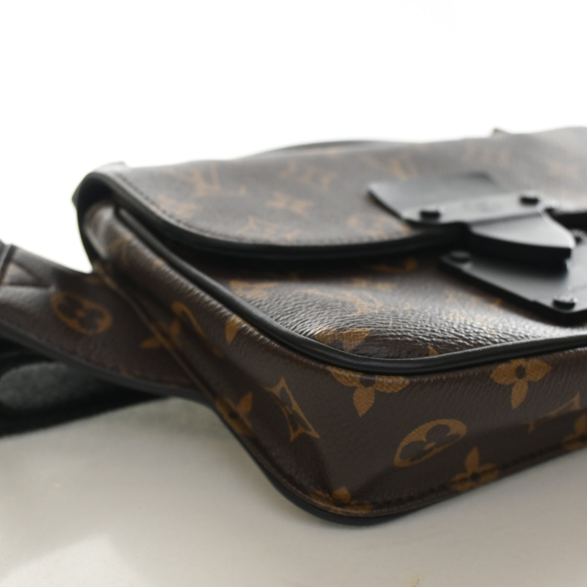 Louis Vuitton Monogram Macassar S Lock Waist Bag, photo 6 of 13