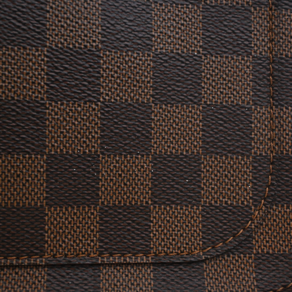 Pre-Owned Louis Vuitton Damier Ebene Beaumarchais, corner detail