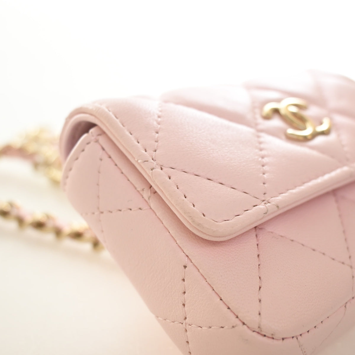 Chanel Lambskin Pearl Belt Bag, photo 14 of 15
