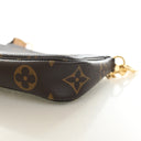 Louis Vuitton Monogram Poch...