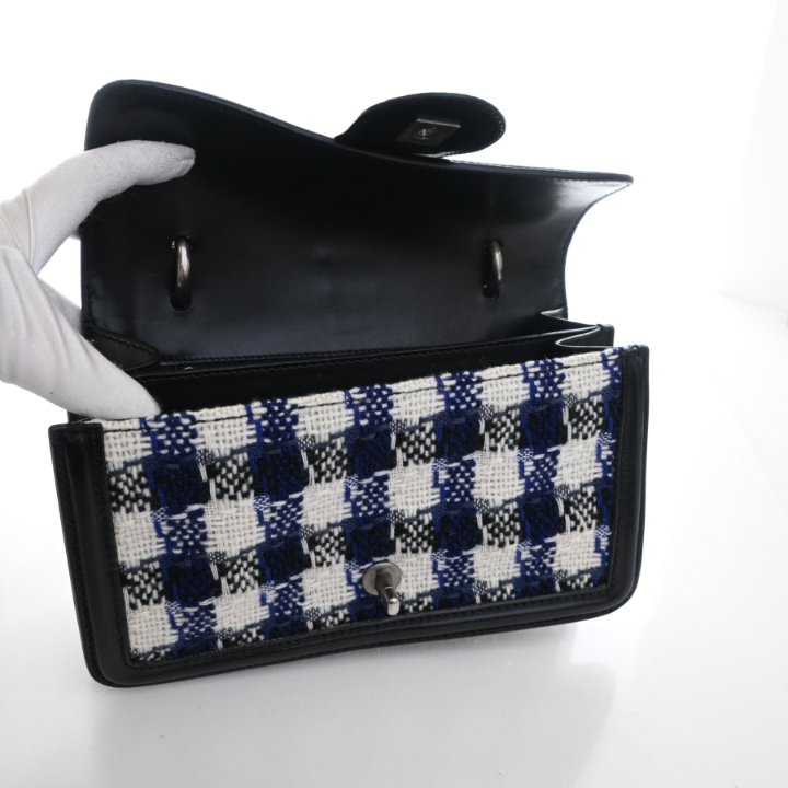 Chanel Medium Tweed Flap Bag, photo 15 of 19