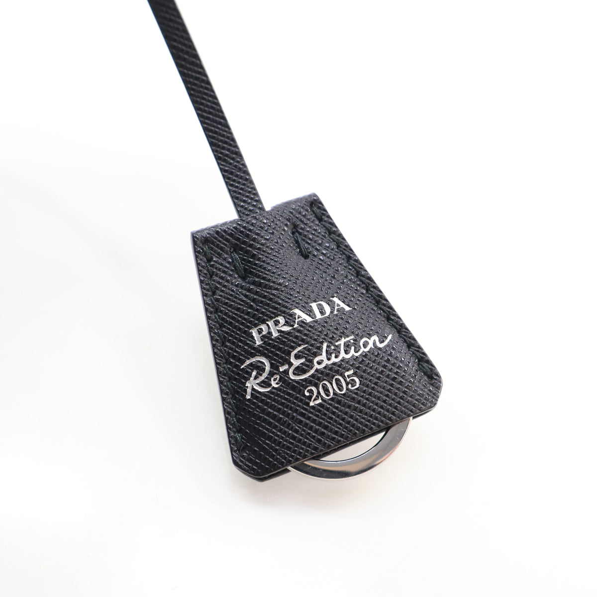 Pre-Owned Prada Mini Re-nylon Re-edition 2000, interior label and date code