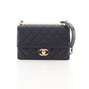 Chanel Caviar Chic Pearls F...