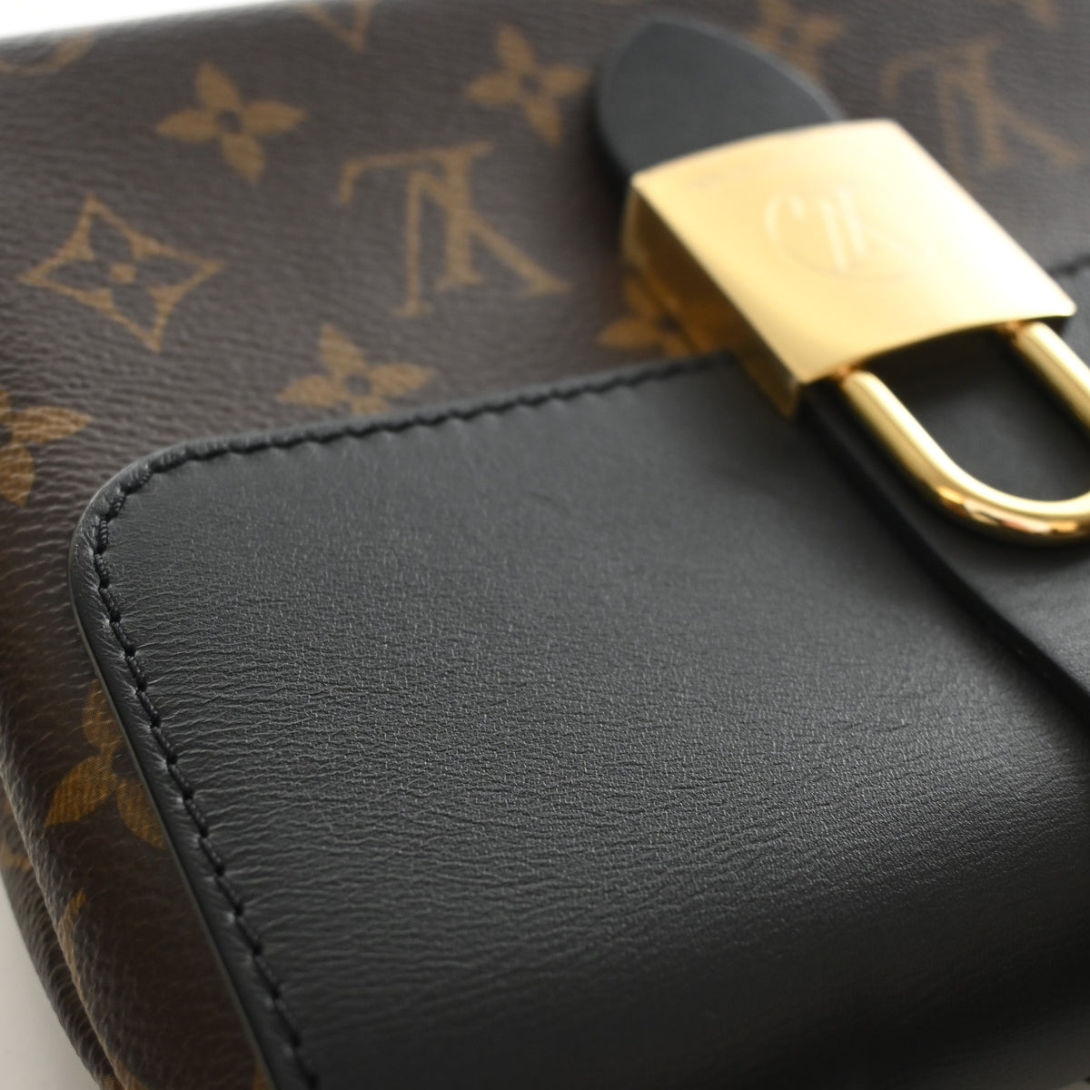 Louis Vuitton Monogram Locky BB, photo 15 of 16