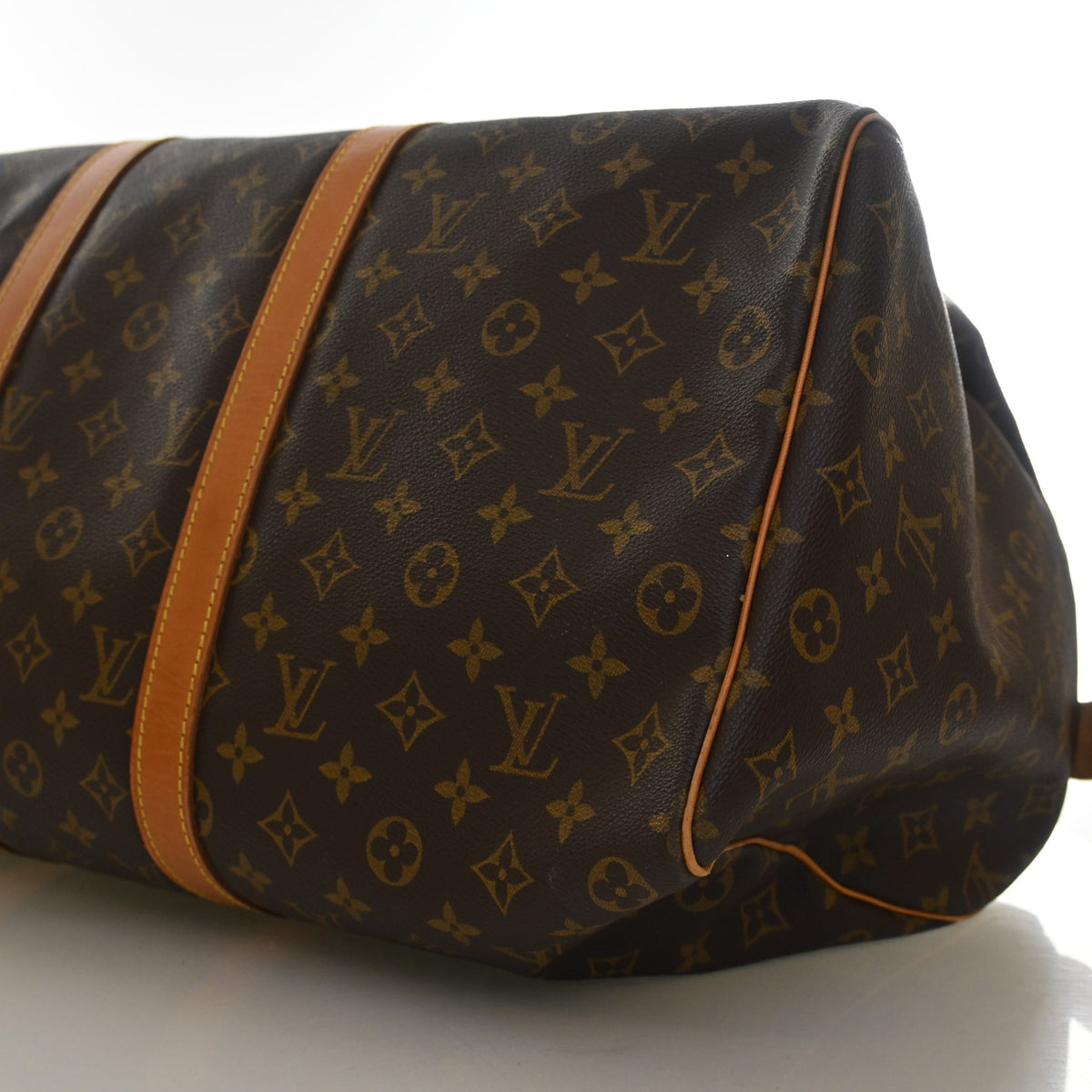 Vintage Louis Vuitton 50 Monogram Keepall, base view