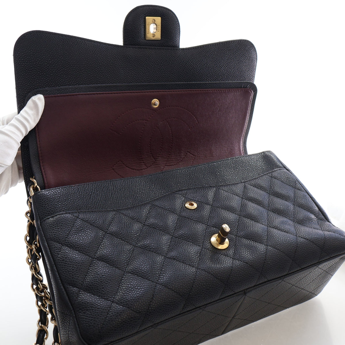 Chanel Caviar Jumbo Classic Double Flap Bag, photo 14 of 17