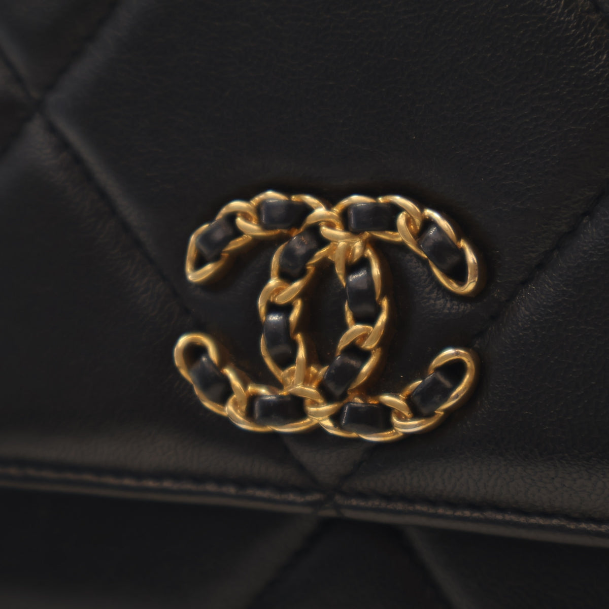 Chanel Lambskin Wallet On Chain (WOC), photo 4 of 17
