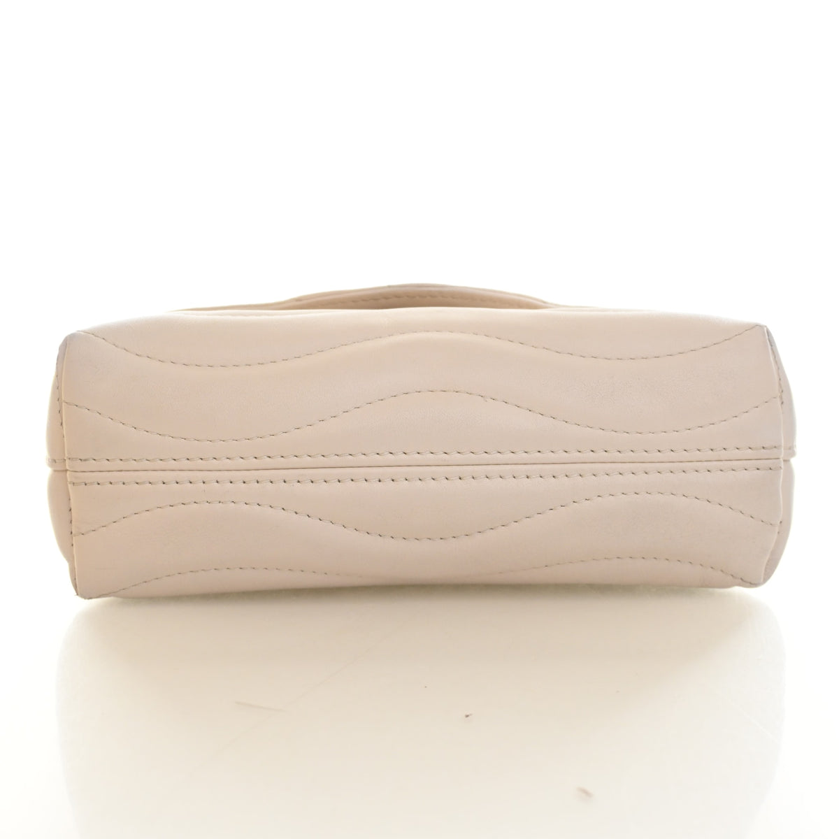 Louis Vuitton Calfskin Hold Me New Wave, photo 9 of 20