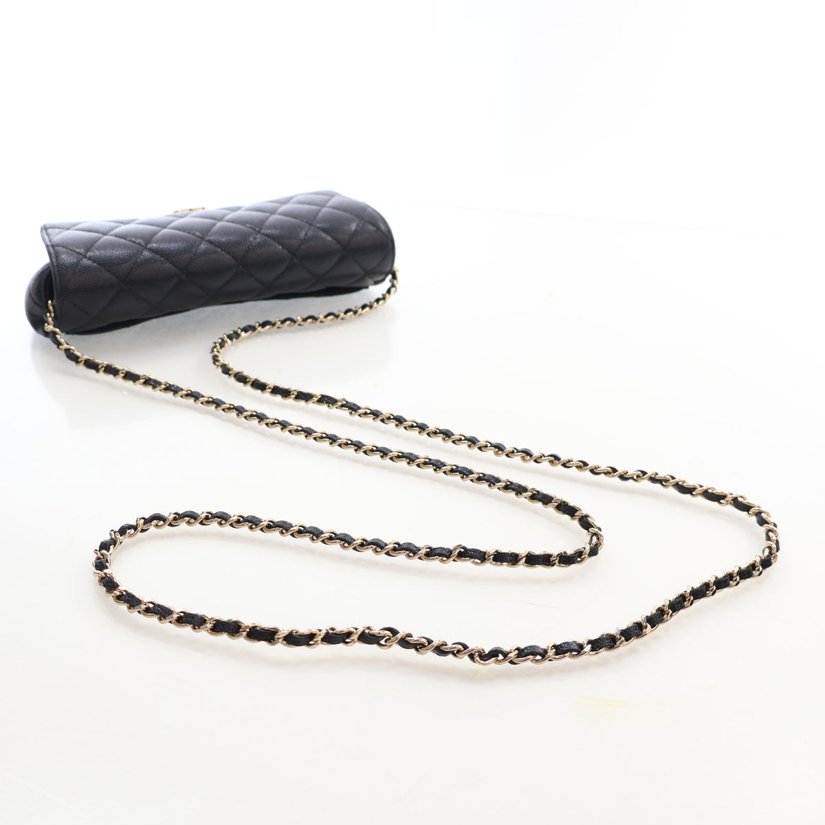 Pre-Owned Chanel Sunglasses Caviar Leather Case With Chain, strap and chain detail