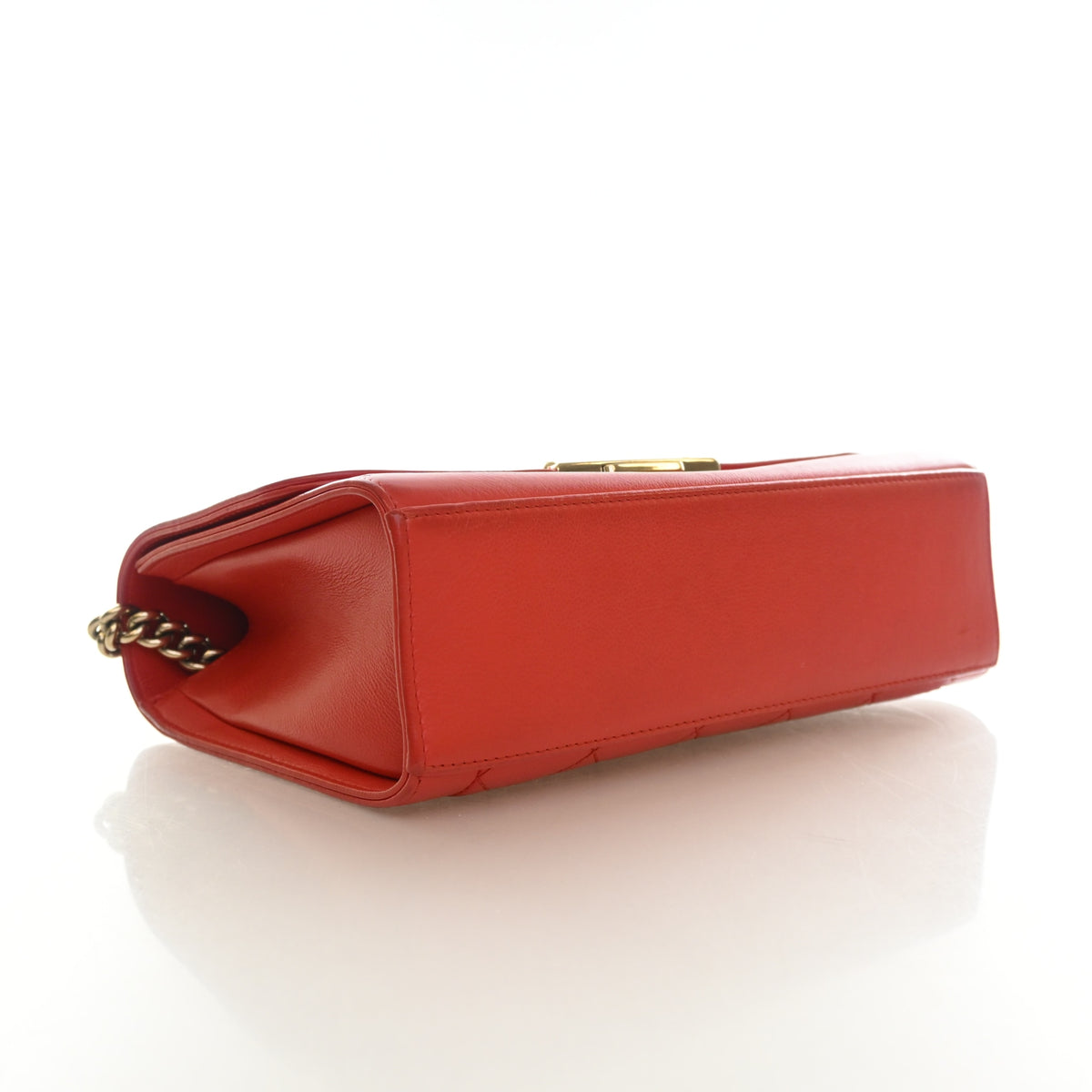 Pre-Owned Chanel Flap Bag Medium Calfskin Label Click, base and feet view