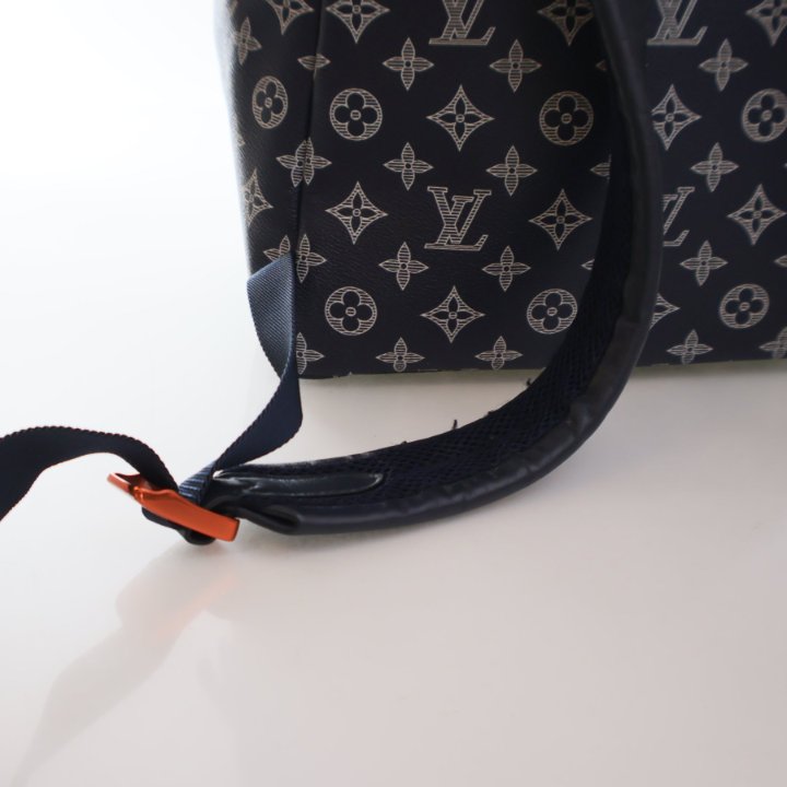 Pre-Owned Louis Vuitton Backpack Monogram Ink Upside Down Apollo, side view