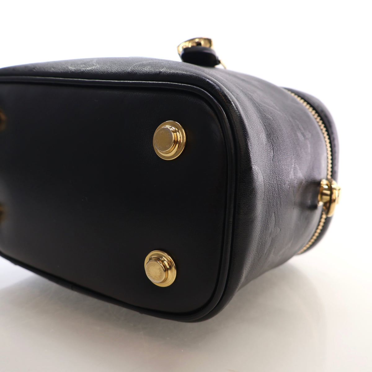 Pre-Owned Louis Vuitton Vanity PM Monogram Embossed Lambskin, base and feet view, photo 7 of 14
