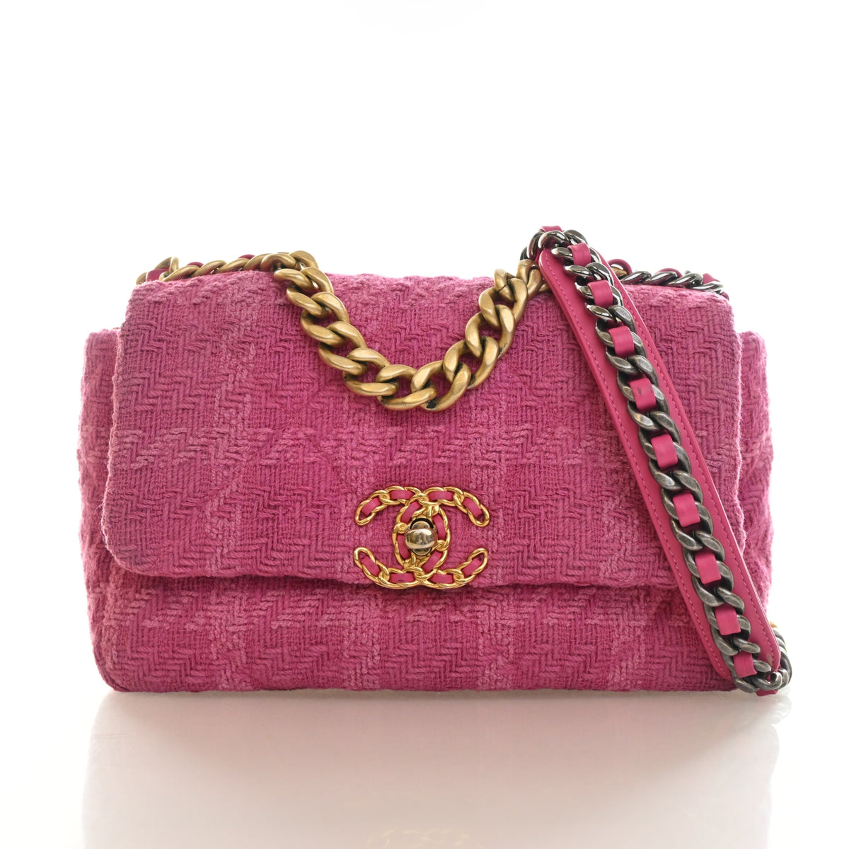 Pre-Owned Chanel 19 Flap Bag Medium Tweed, front view