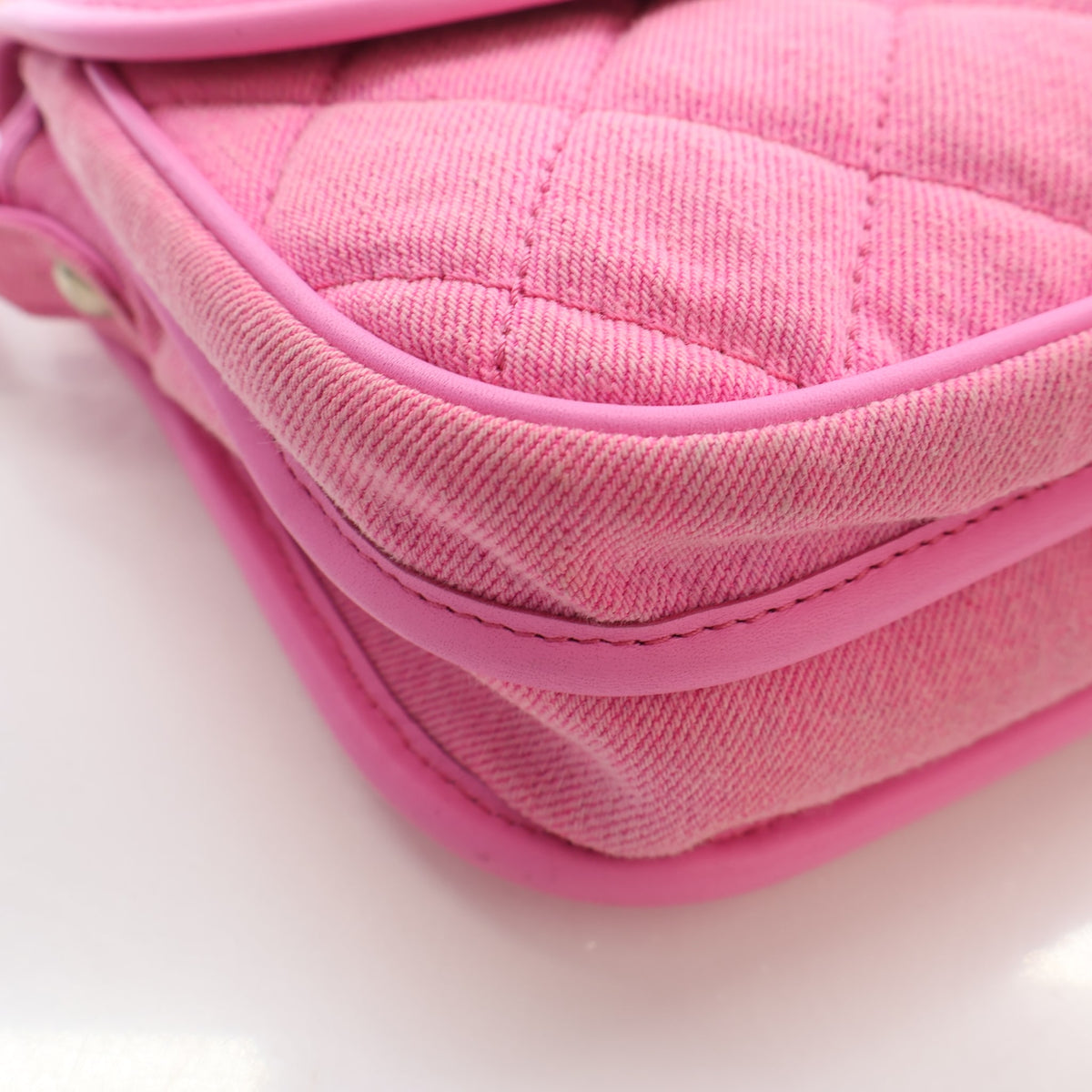 Chanel Small Denim Messenger Flap Bag, photo 6 of 21