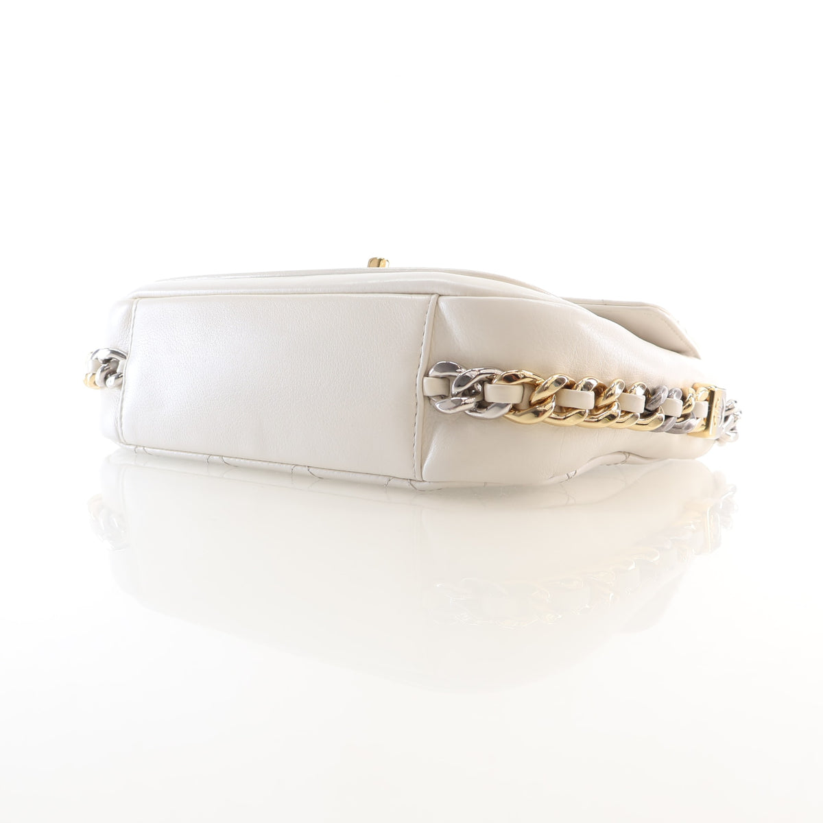 Pre-Owned Chanel Flap Bag Calfskin CC, side profile, photo 7 of 18