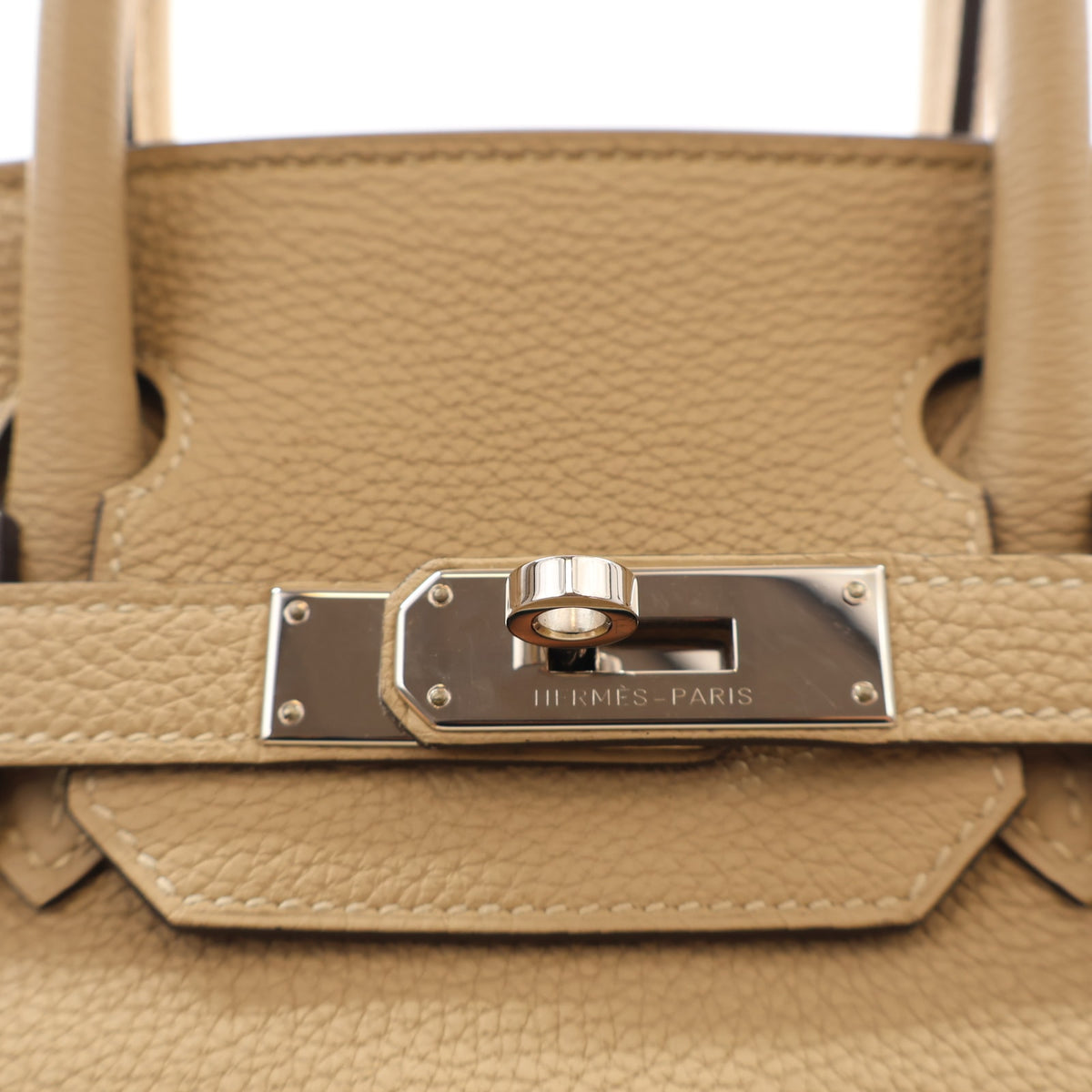 Pre-Owned Hermès Birkin 30 Trench Togo Leather, silver hardware close-up