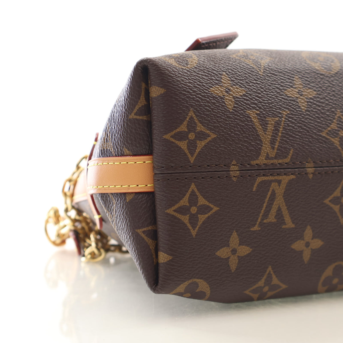 Louis Vuitton Monogram CarryAll BB, photo 6 of 14