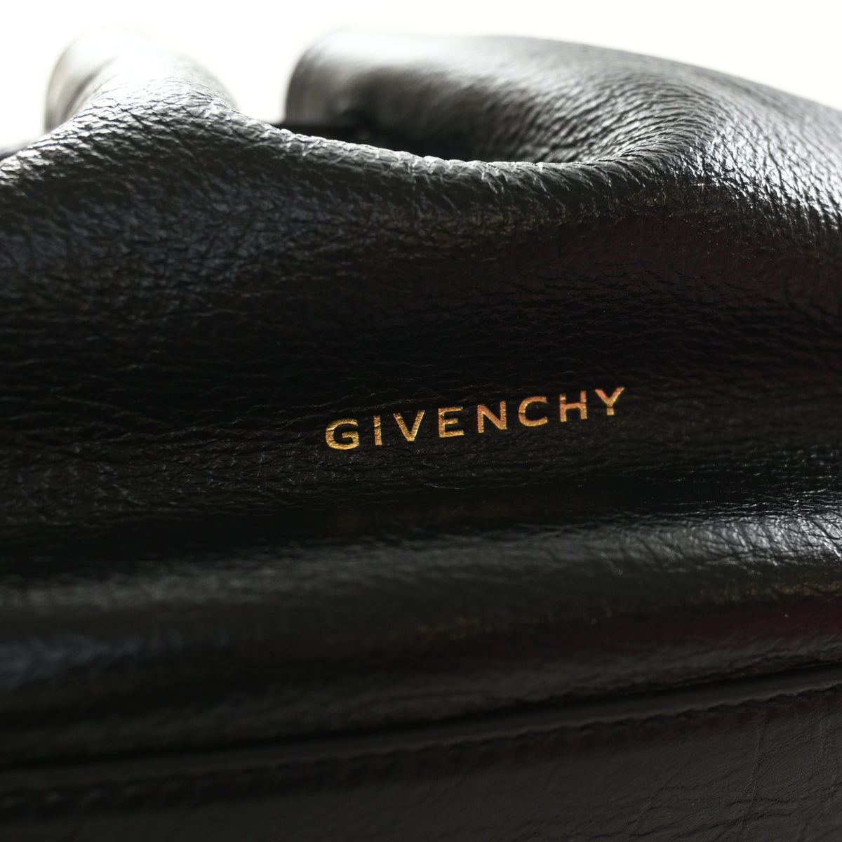 Pre-Owned Givenchy Bucket Bag Small Crinkled Calfskin, gold embossed logo detail