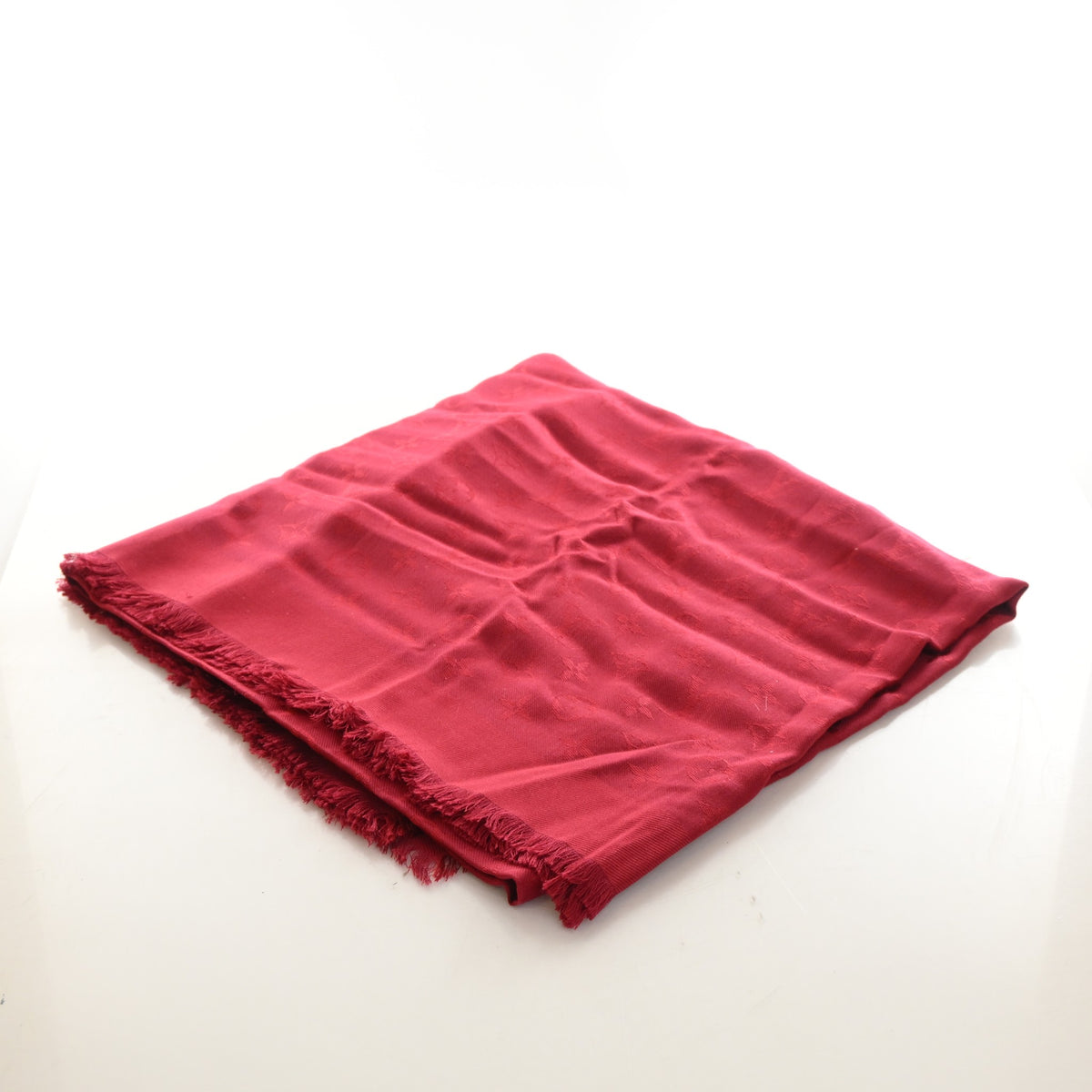 Louis Vuitton Monogram Classic Shawl, photo 2 of 7